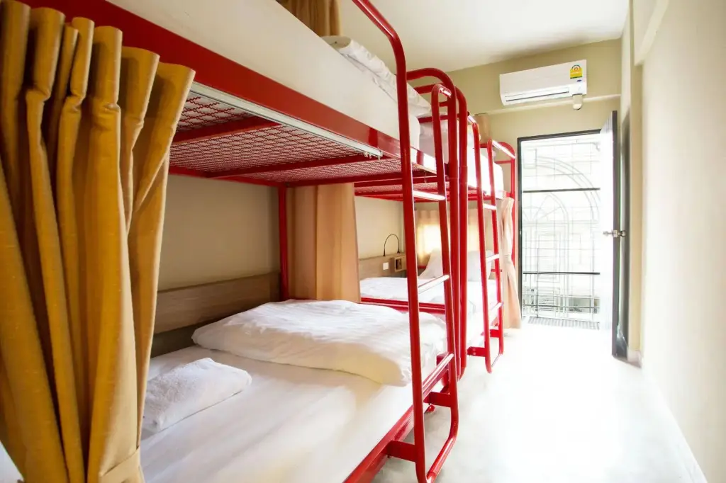 Бангкок: D Hostel Bangkok