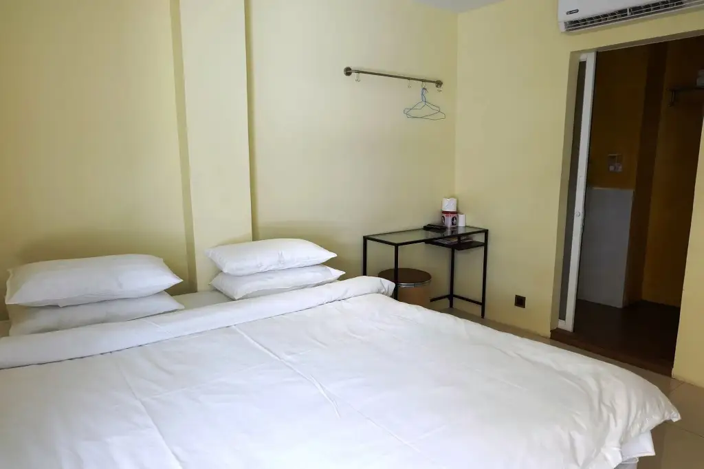 Бангкок: Au Bon Hostel
