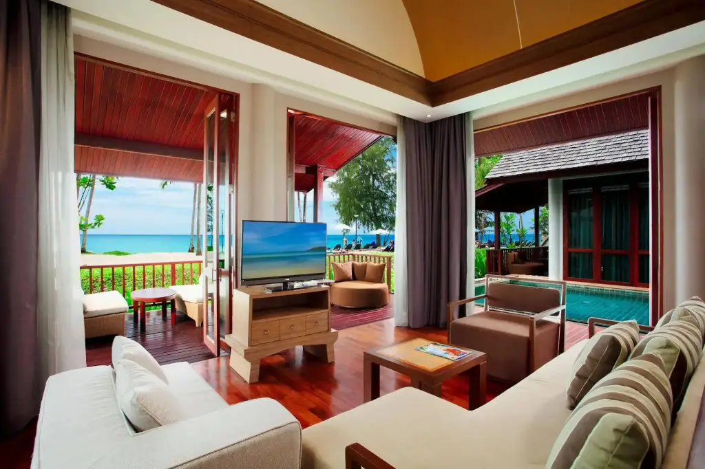 Такуа Па: Graceland Khaolak Beach Resort