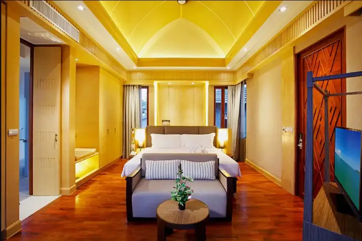 Такуа Па: Graceland Khaolak Beach Resort