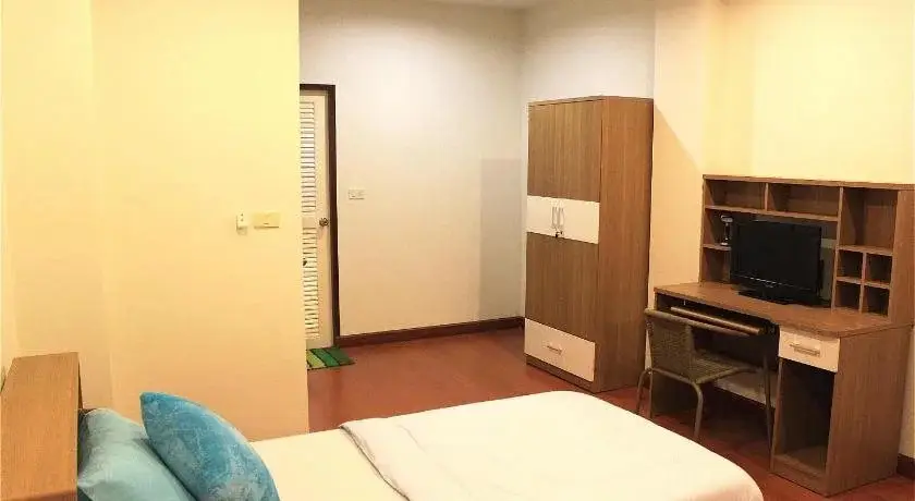 Муанг: Ananas Phuket Central Hostel