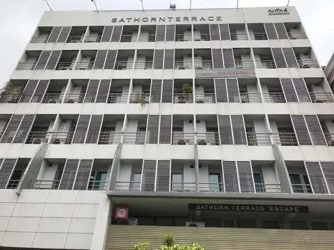 Sathorn Terrace Apartment — фото 1
