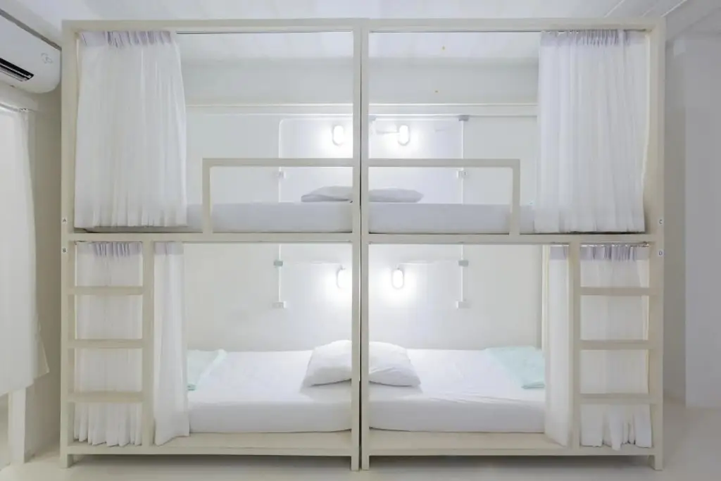 Муанг: Hao Hostel Phuket