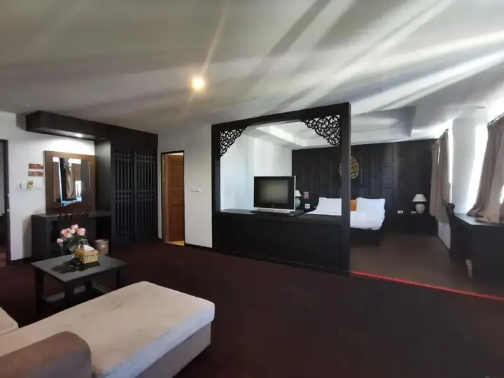 Чумпхон: Nana Buri Hotel