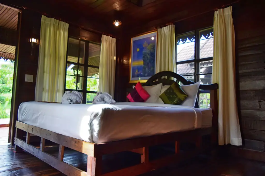Фаном: Montania Lifestyle Hotel
