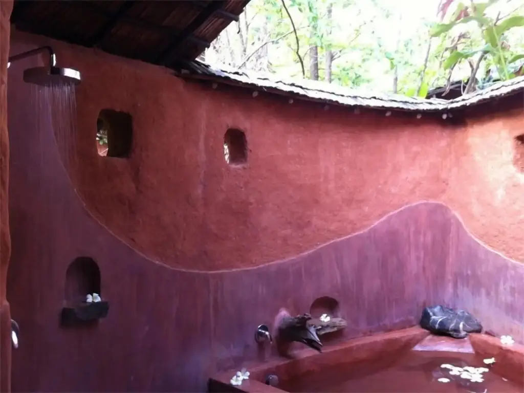Краби: Baan Dinlamun