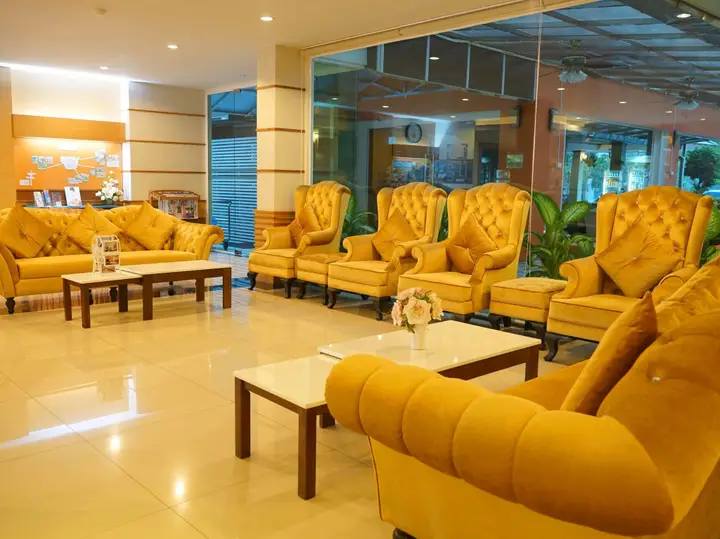 Кхонкэн: Amnauysuk Hotel