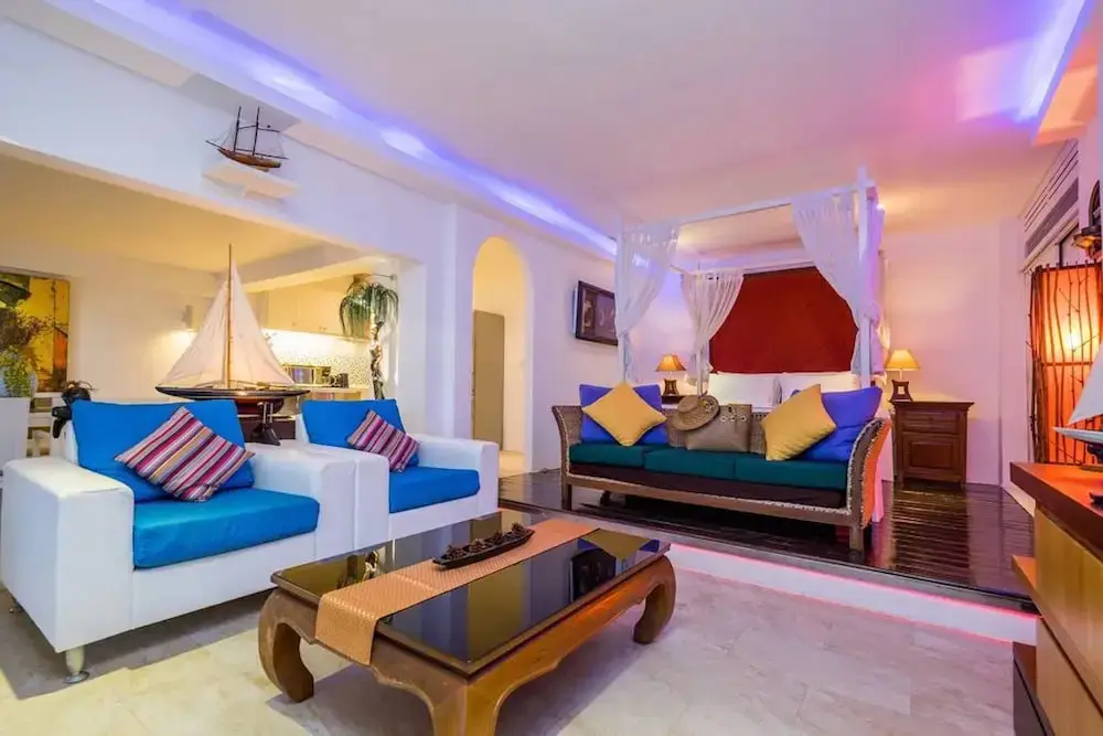 Самуи: 1 Bedroom Beach Front Villa Bangrak