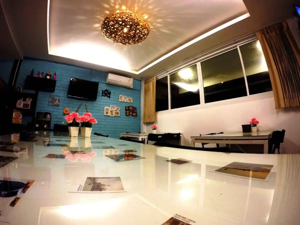 Кату: At We Patong hostel