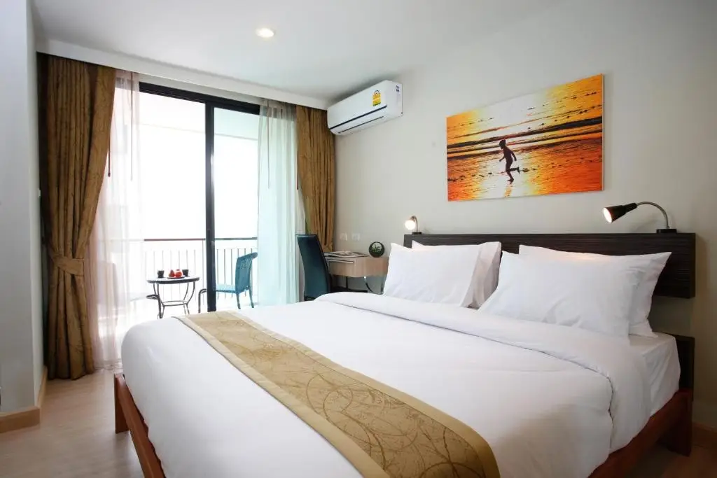 Пхукет: The Unity & The Bliss Patong Residence