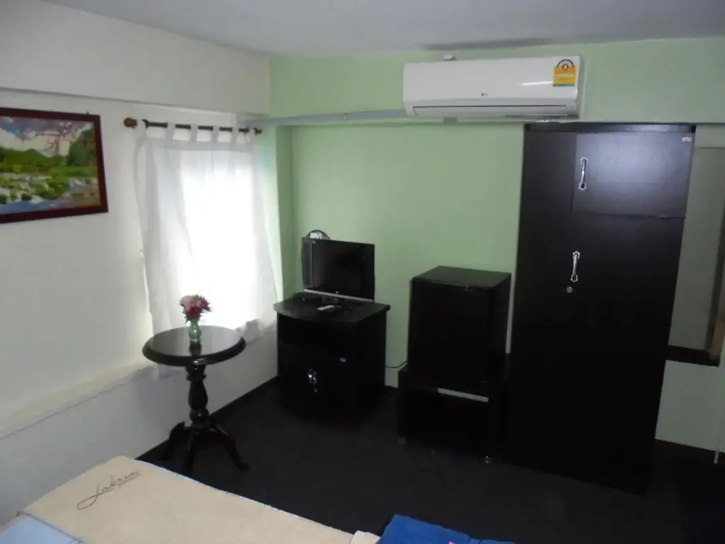 Чаам: PS Guesthouse and Bar
