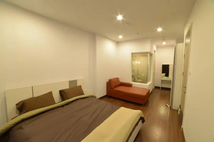 Бангкок: Supalai Asoke Residence