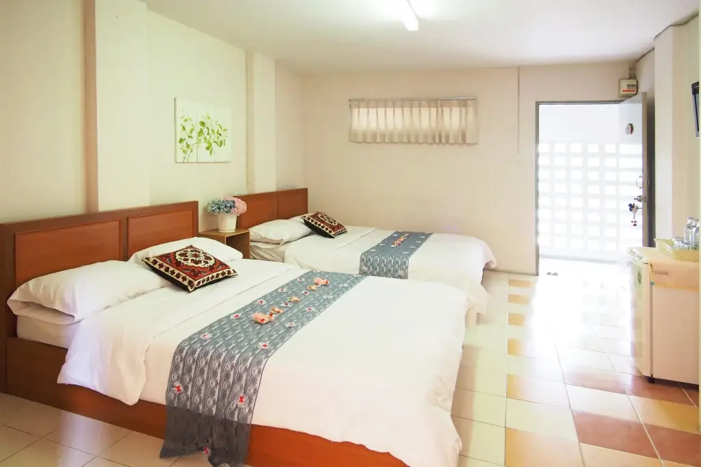 Бангкок: Thanapa Mansion - Hostel
