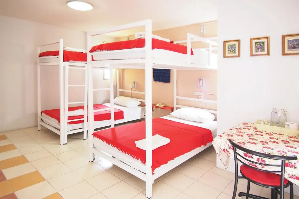 Бангкок: Thanapa Mansion - Hostel
