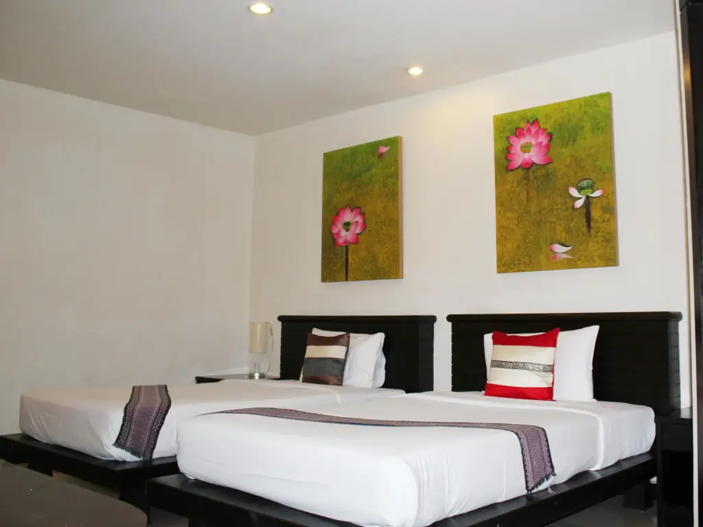 Муанг: Lub Sbuy Hostel