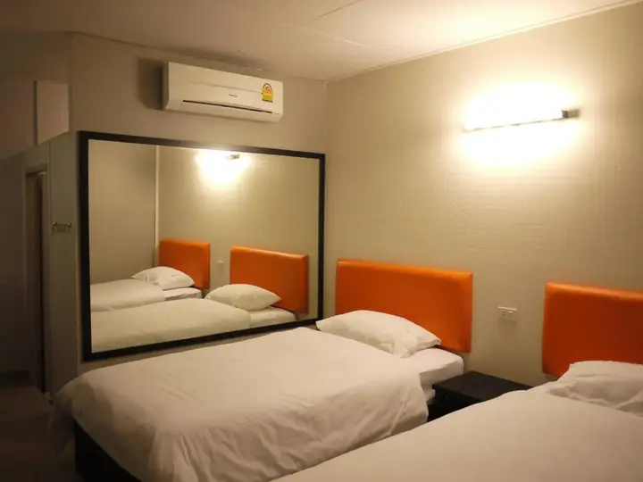 Чианграй: Natpob Sleep Station Motel