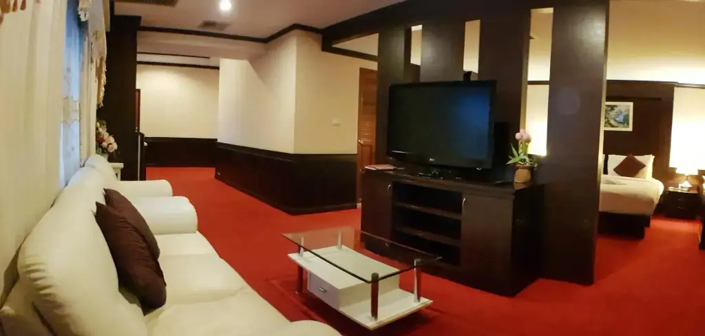 Чумпхэ: Major Grand Hotel
