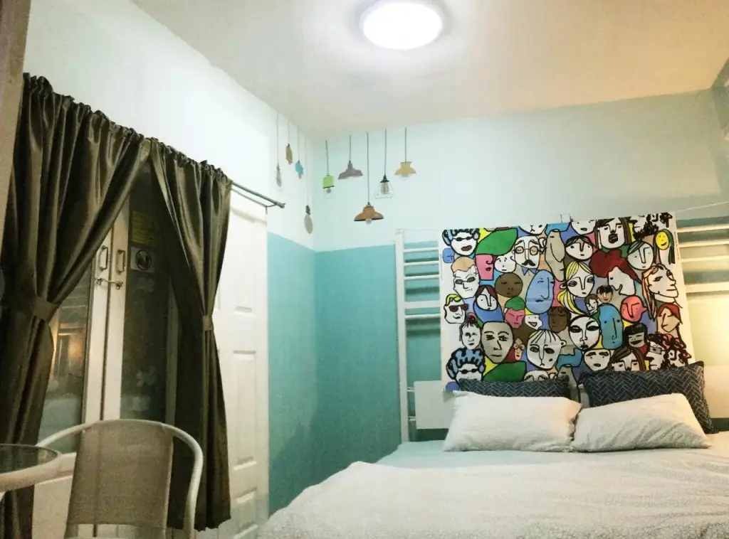 Бангкок: Kamin Bird Hostel