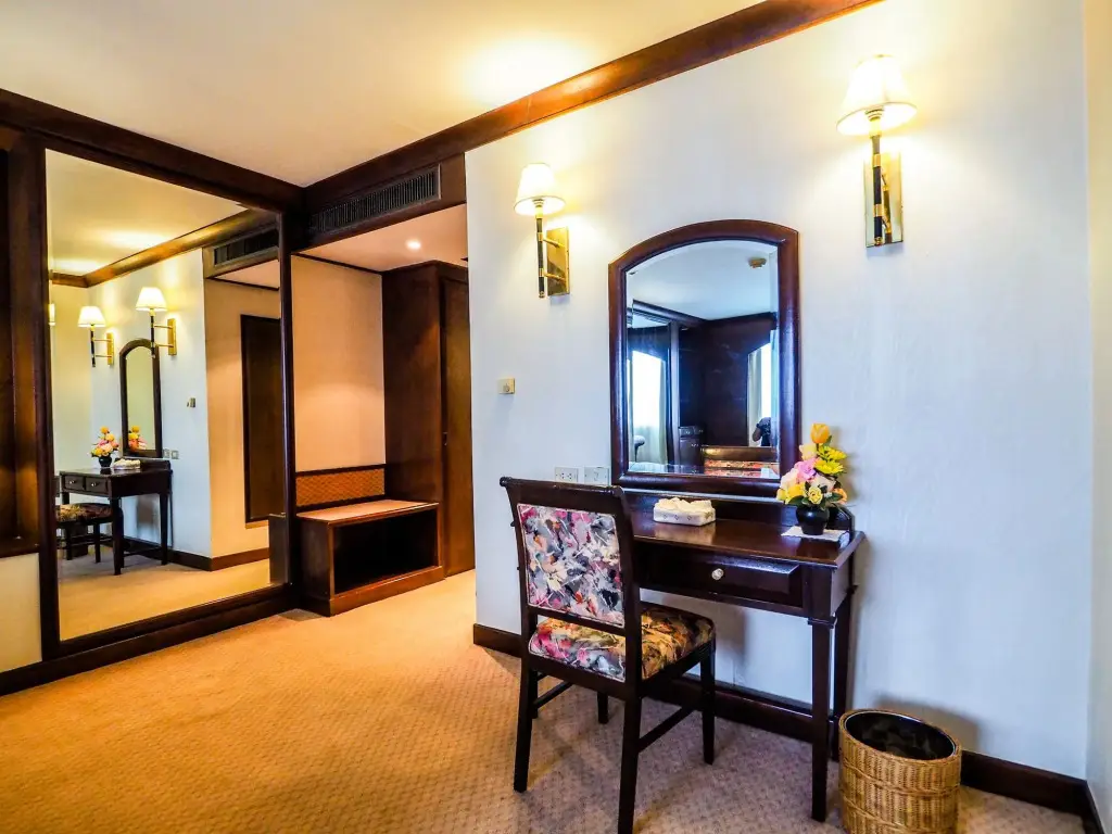 Накхонситхаммарат: Twin Lotus Hotel