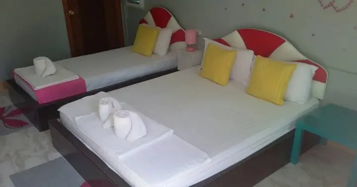 Сай Йок: Riverside Hill Resort & Restaurant