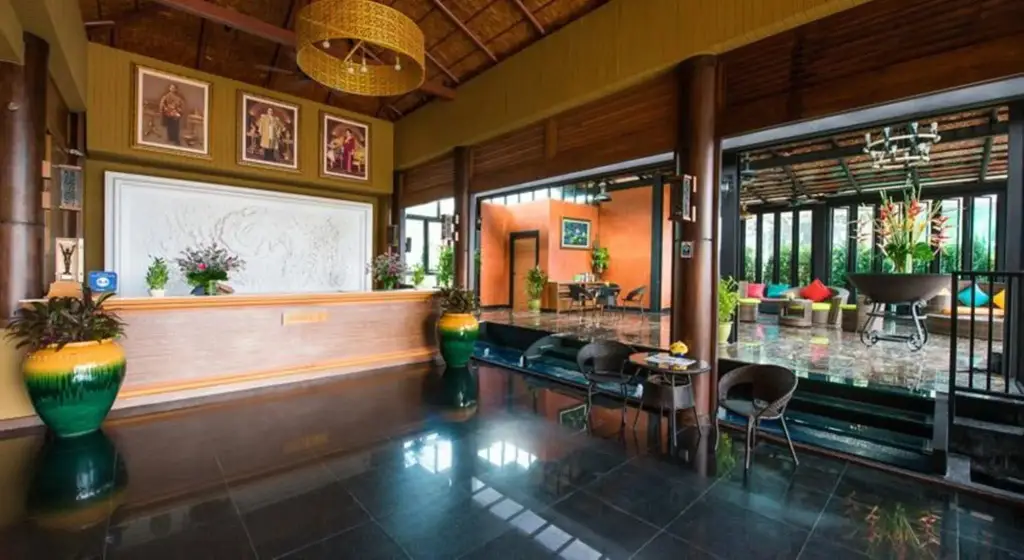 Пхукет: Отель Karon Phunaka Resort & Spa