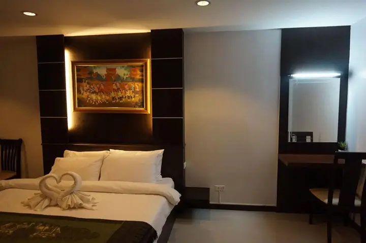 Кхонкэн: The Next Grand Hotel