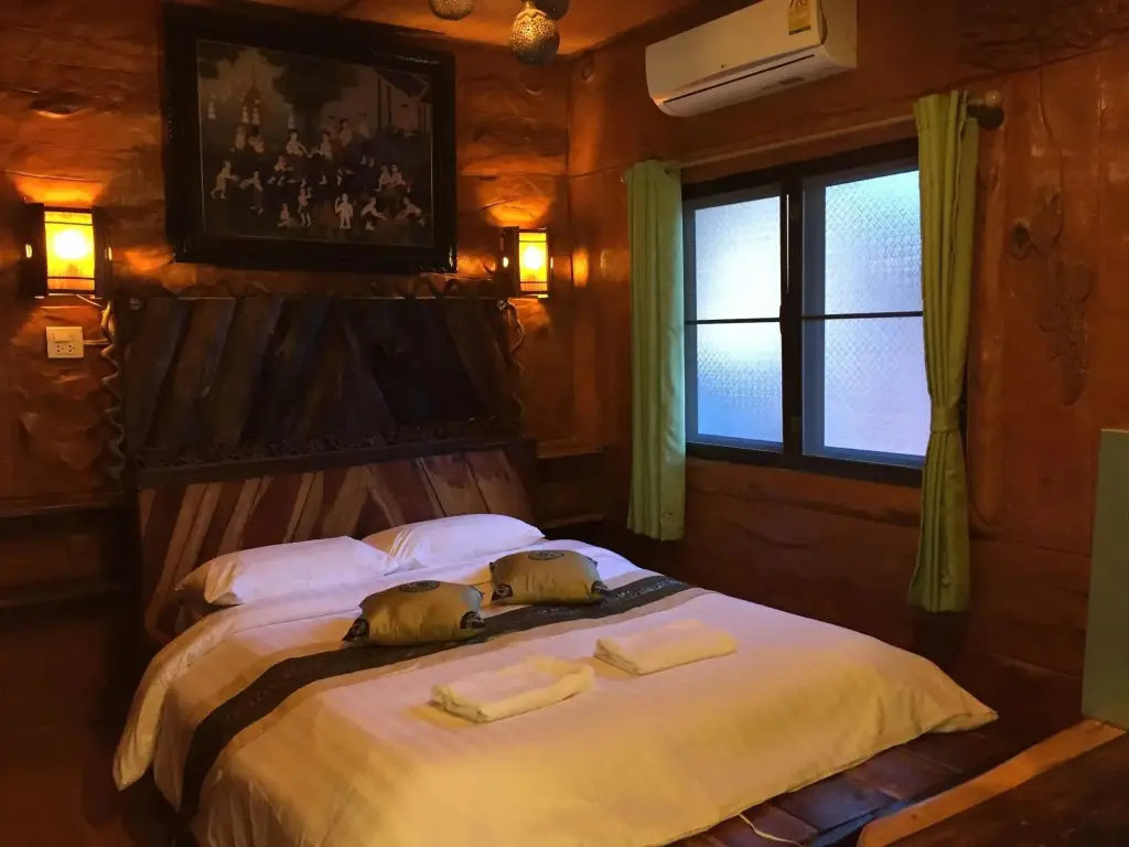 Сай Йок: Saiyok River House