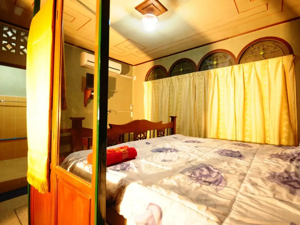 Аюттхая: The Sixty at Ayutthaya