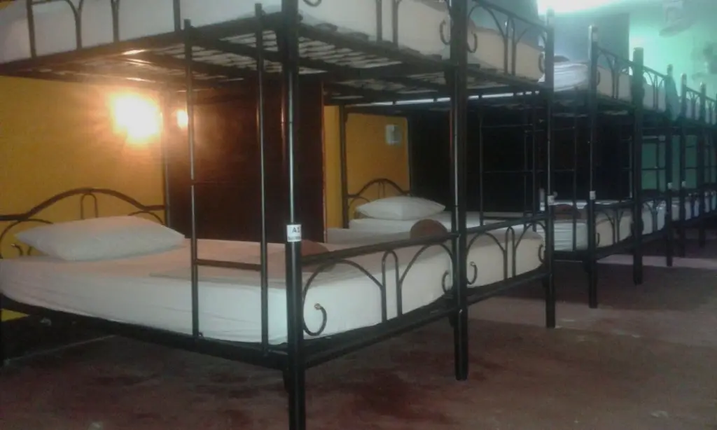 Ланта: Baan Mook Anda Hostel