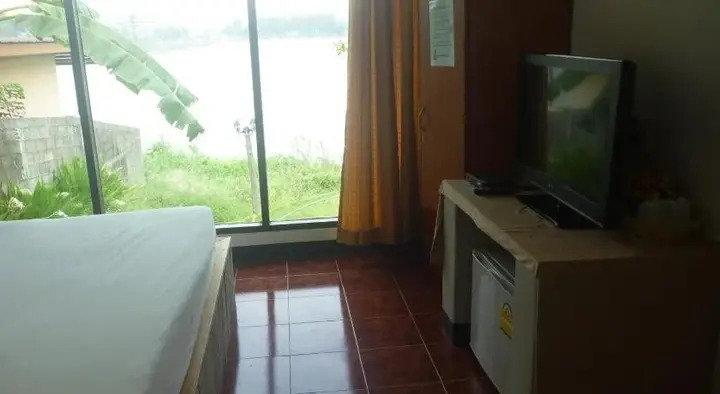 Исторический парк Kamphaeng Phet: Baan Din Baramee Resort