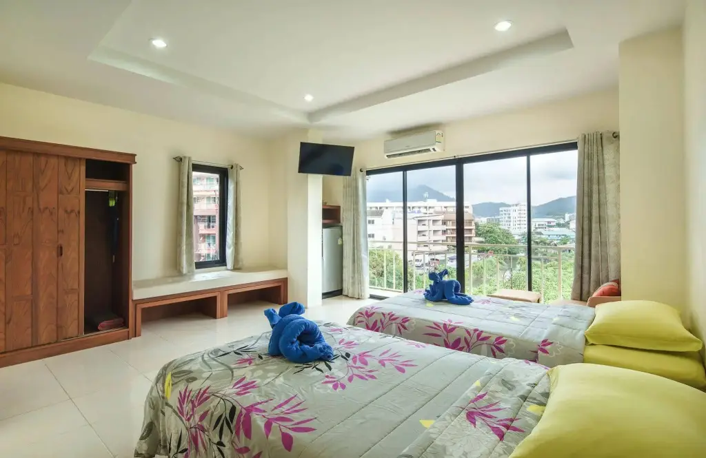 Пхукет: Ban Patong Residence