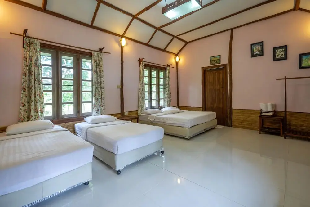Донсак: Donsak Orchid Resort