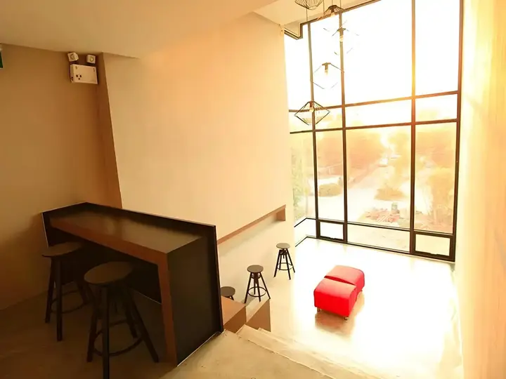 Бангкок: The Plubpla Serviced Apartment
