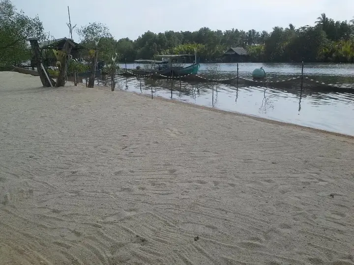 Сатун: Pentip Resort