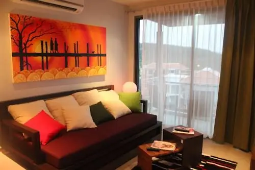 Top Floor, One-Bedroom Apartment — фото 1