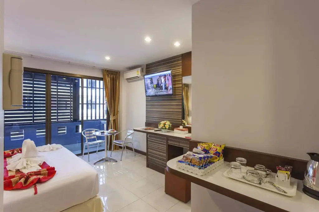 Пхукет: Patong Max Value Hotel