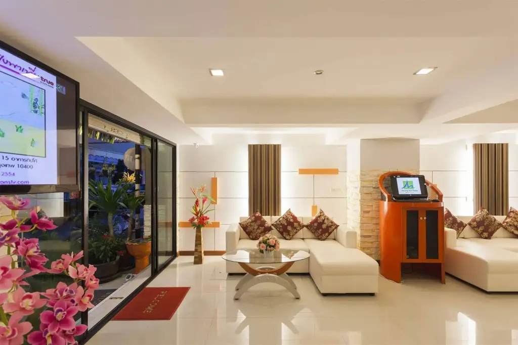 Пхукет: Patong Max Value Hotel