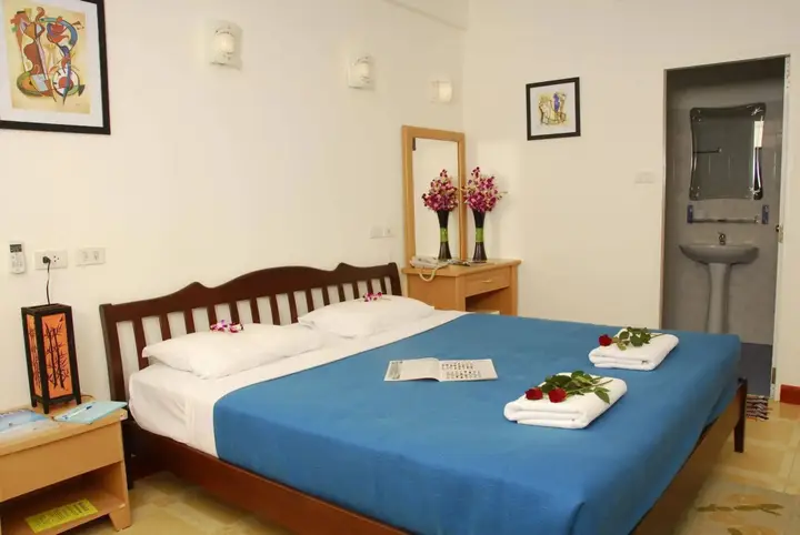 Пхукет: The Expat Hotel