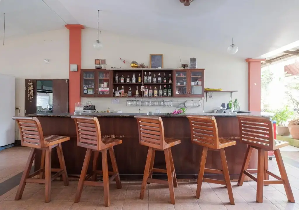 Пхукет: First Resort Albergo