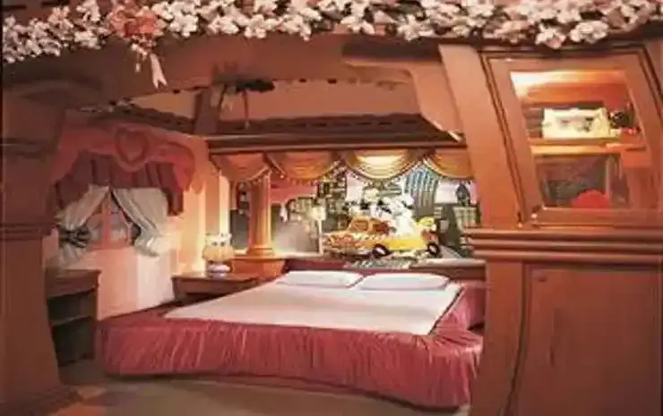 Чианграй: Red Rose Hotel