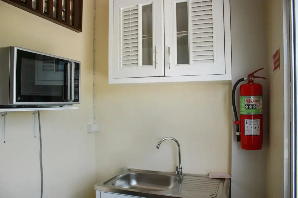 Чаам: 七岩巴黎式旅馆(Cha am Paris Style Guest House)