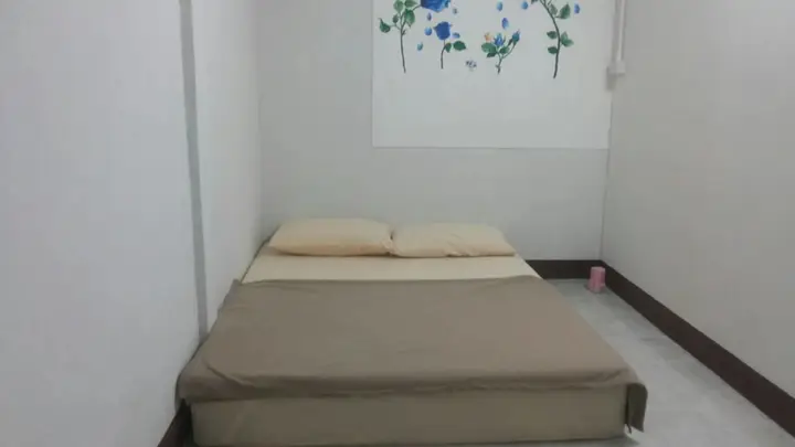 Муанг: DU-R Hostel