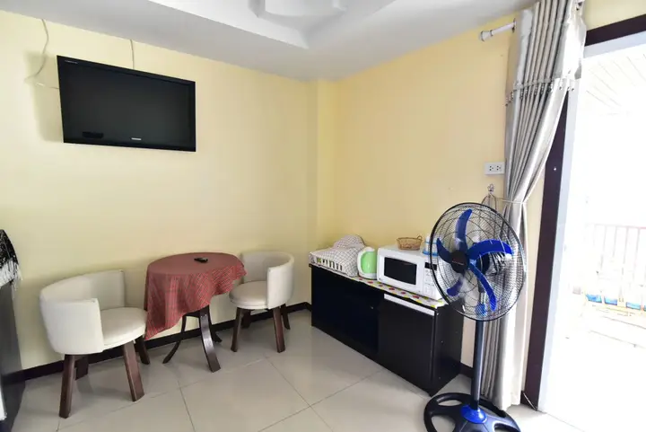 Паттайя: Joy House