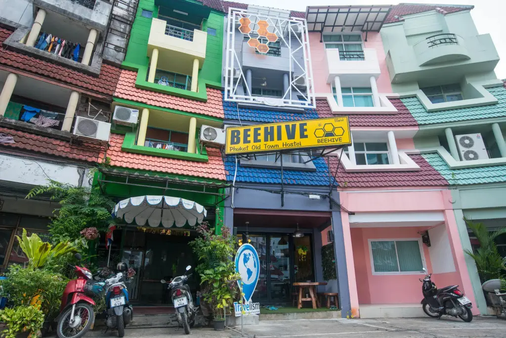 Beehive Phuket Old Town - Hostel — фото 1
