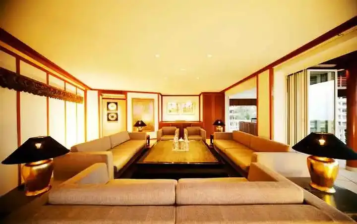 На Чом Тхиан: Baan Somprasong Condominium