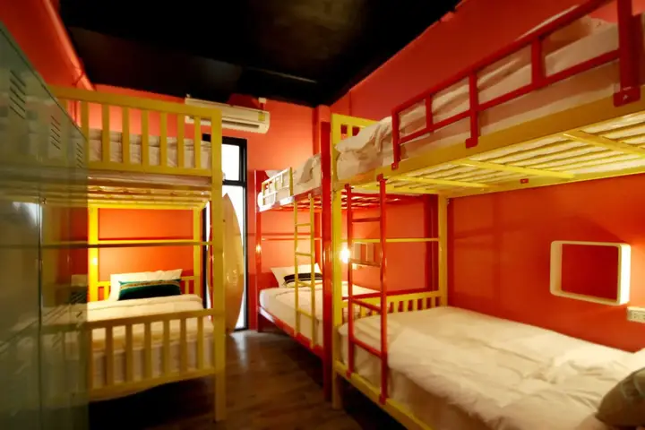 Муанг: FIN Hostel Phuket Kata Beach