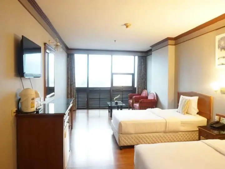 Самутпракан: Bay Hotel Srinakarin