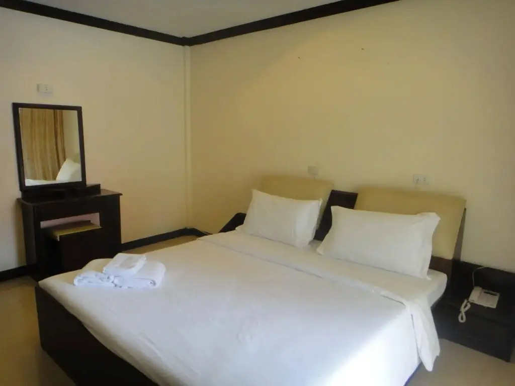 Кату: Safe House Hostel Patong