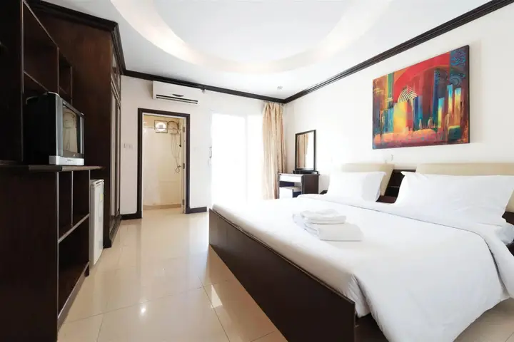 Кату: Safe House Hostel Patong