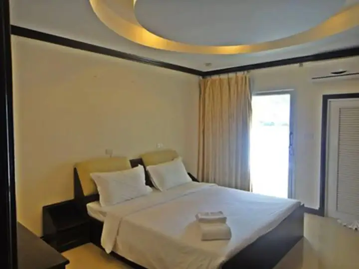 Кату: Safe House Hostel Patong